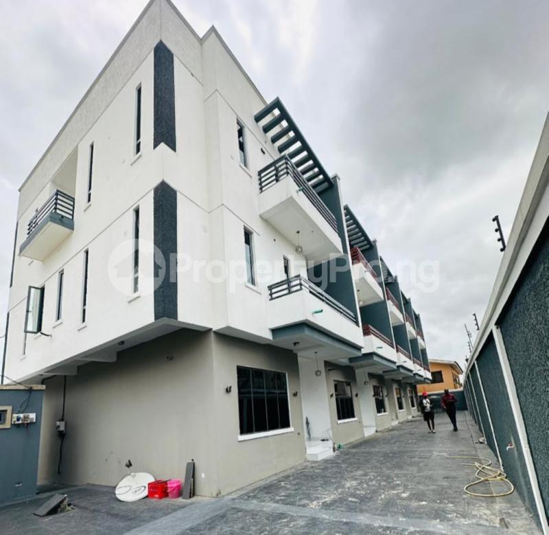 4 bedroom House for sale Olowora Ojodu Lagos