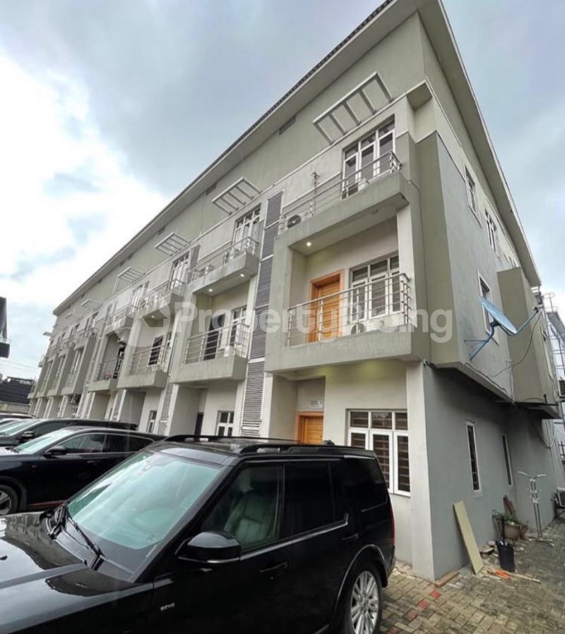4 bedroom House for sale Behind Maryland Mall Maryland Lagos