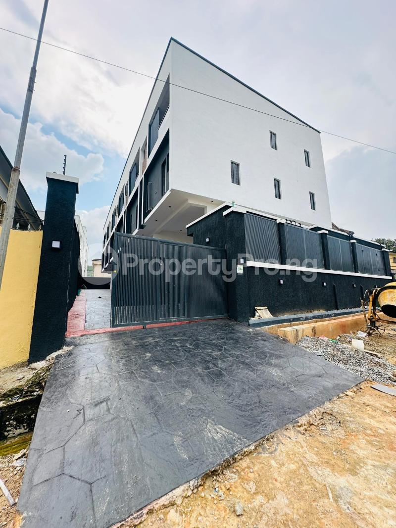 4 bedroom House for sale Maryland Lagos