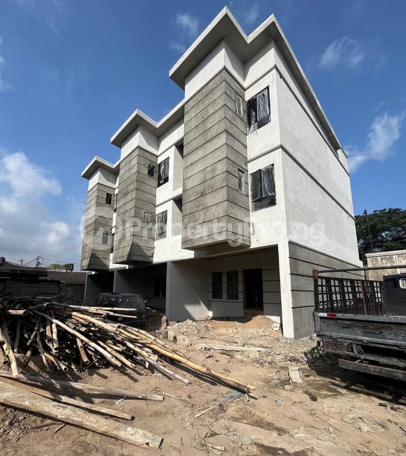 4 bedroom House for sale Maryland Lagos