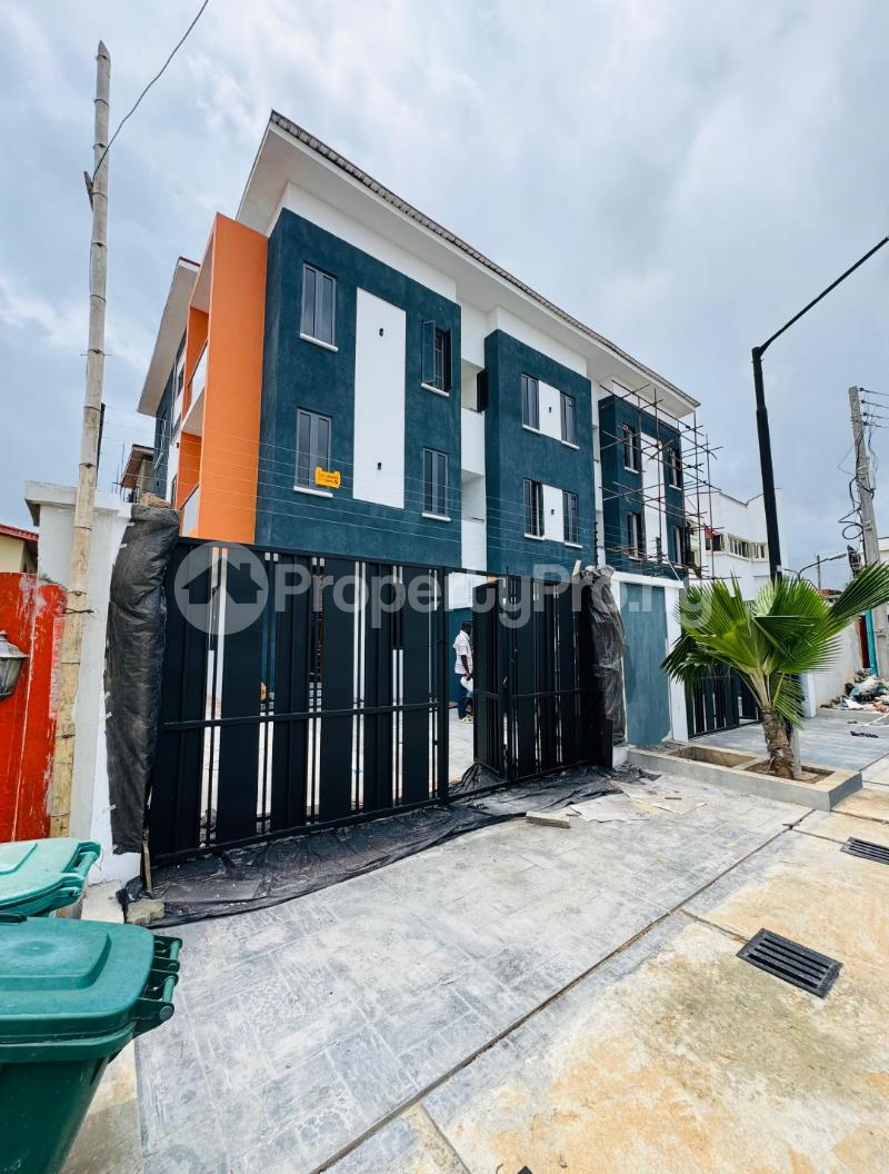 4 bedroom House for sale Ogudu Lagos