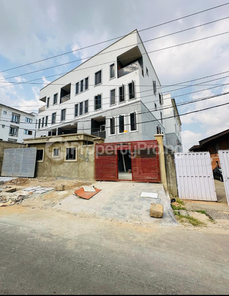 4 bedroom House for sale Mende Maryland Lagos