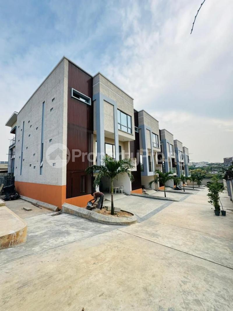 4 bedroom House for sale Omole phase 1 Ojodu Lagos