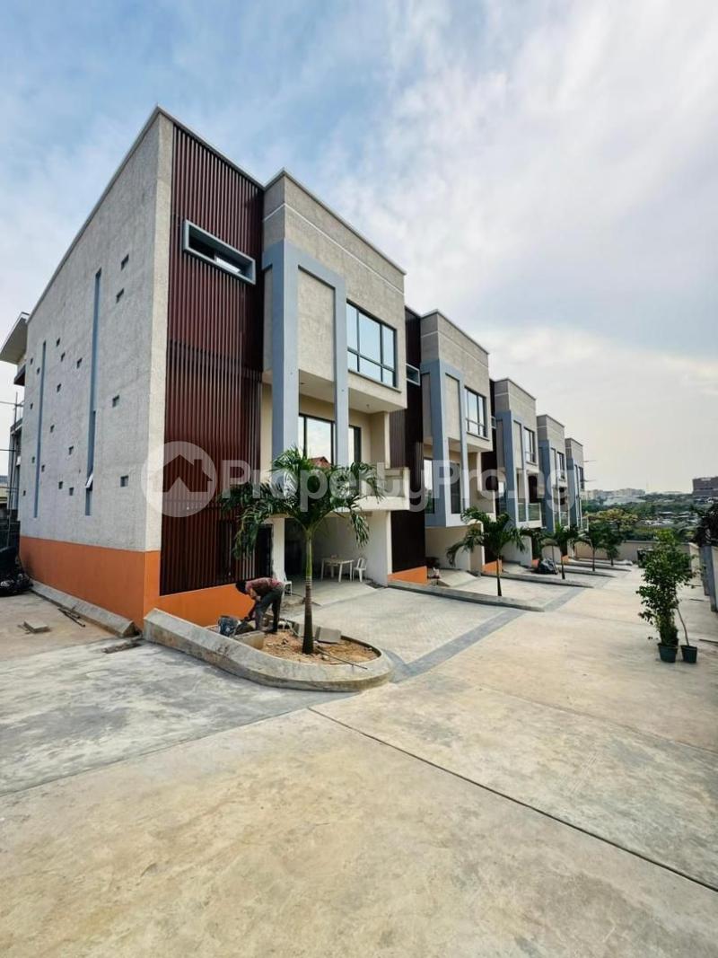 4 bedroom House for sale Omole phase 1 Ojodu Lagos