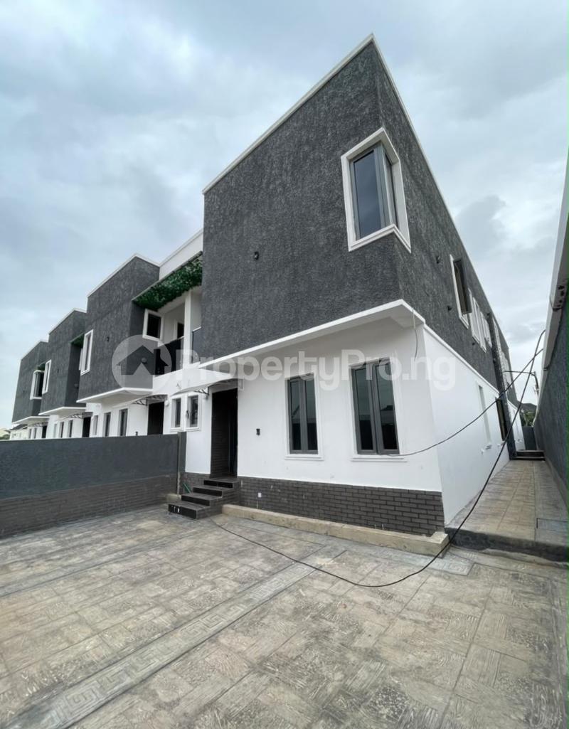 4 bedroom House for sale Maryland Lagos