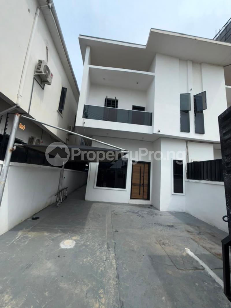 4 bedroom House for rent Ikate Lekki Lagos
