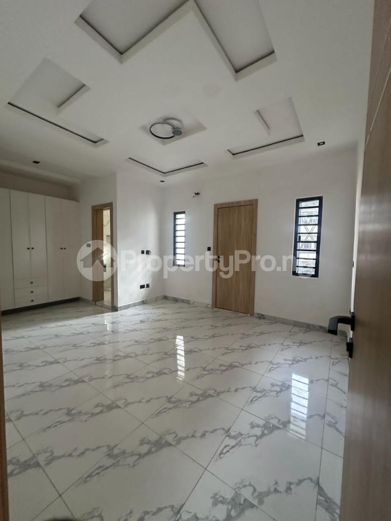 4 bedroom House for sale Gbagada Milliemum Millenuim/UPS Gbagada Lagos
