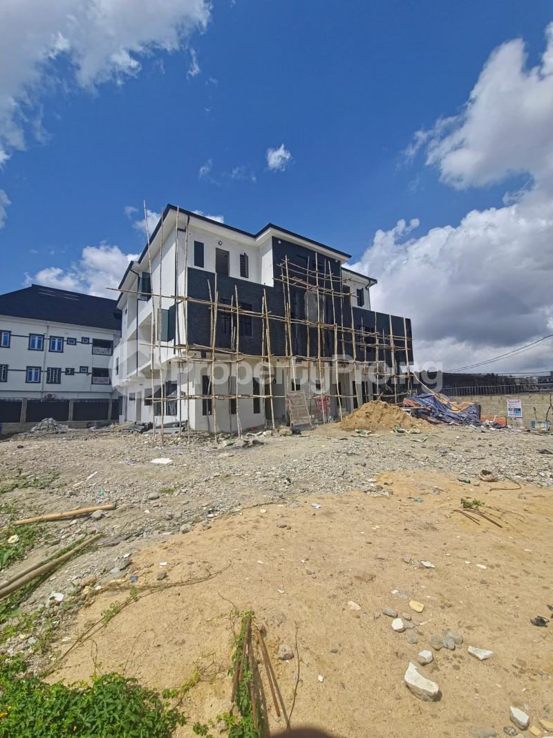 4 bedroom House for sale Secured Area Millenuim/UPS Gbagada Lagos