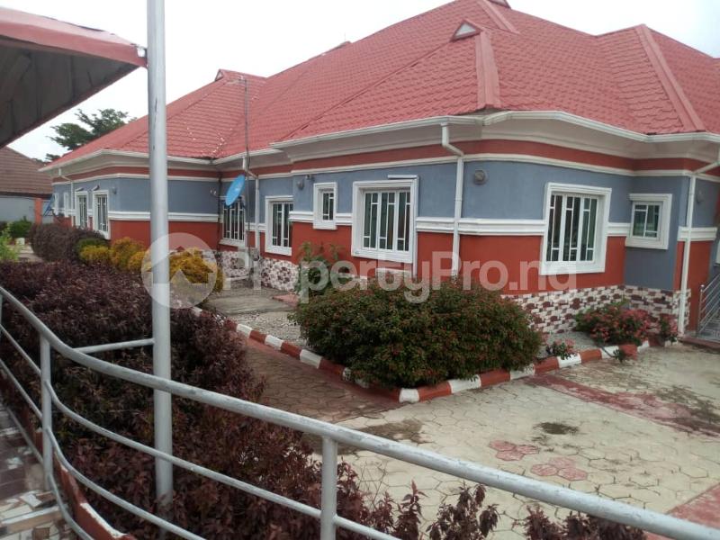 4 bedroom Detached Bungalow House for sale GRA Osogbo Osun (PID 2CTUU