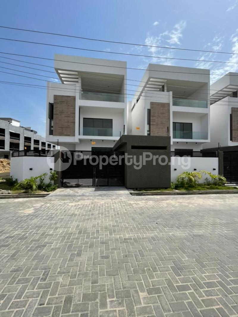 4 bedroom House for sale Osapa london Lekki Lagos