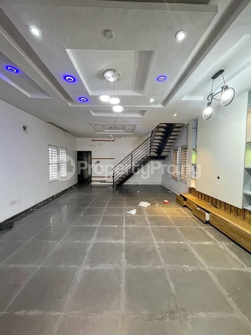 4 bedroom House for rent Thomas estate Ajah Lagos