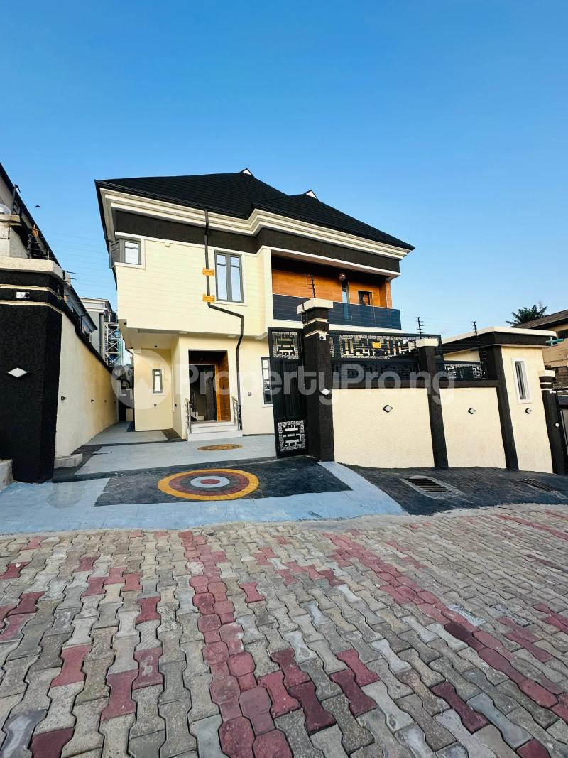 4 bedroom House for sale  Ajayi road Ogba Lagos