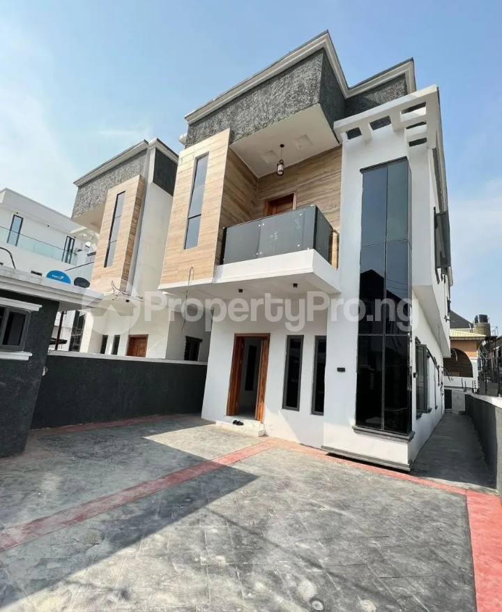 4 bedroom House for sale Ikota Lekki Lagos