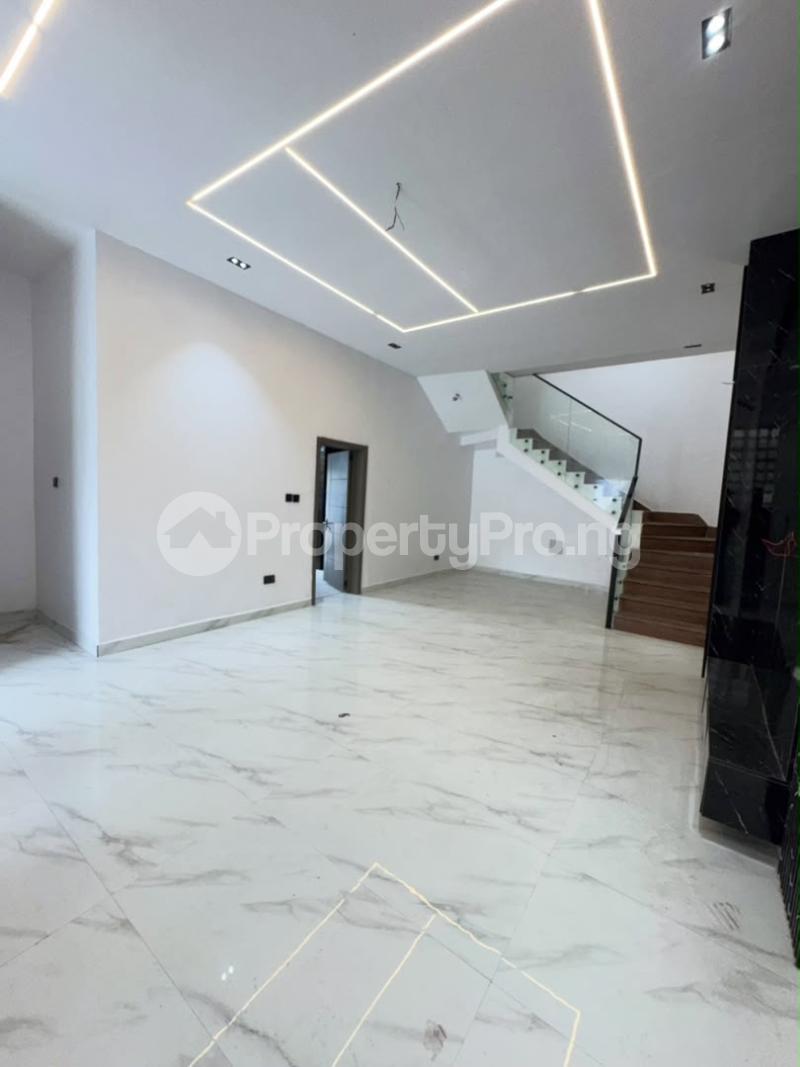 4 bedroom House for rent Sangotedo Lagos