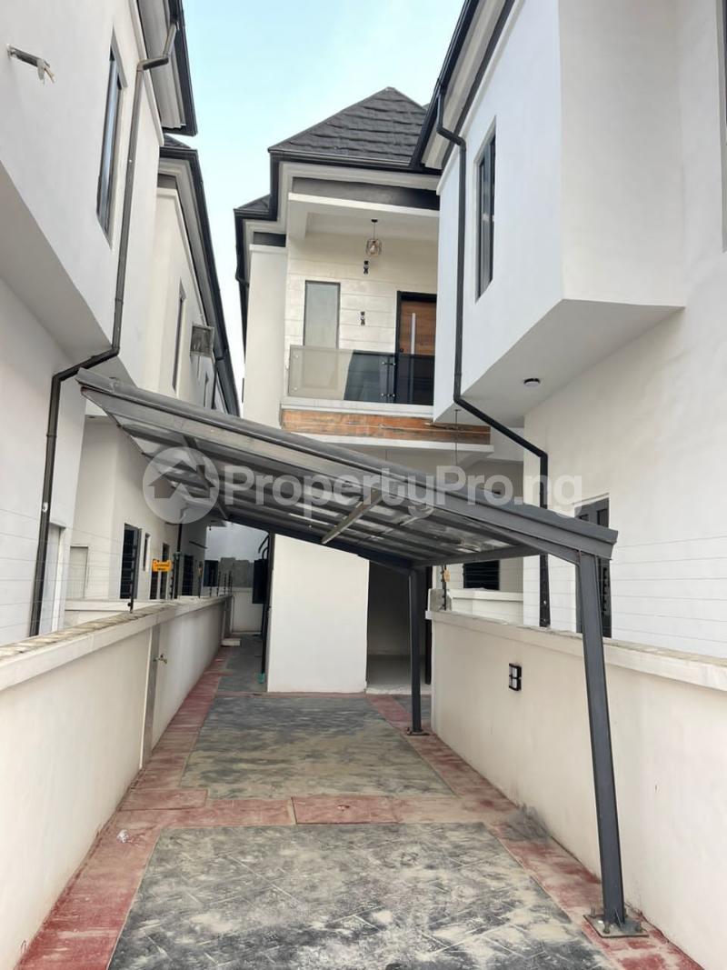 4 bedroom House for sale Ikota Lekki Lagos