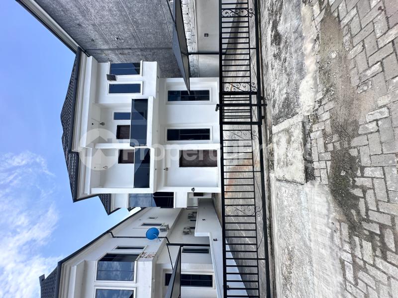 4 bedroom House for rent Chevron Lekki Lagos
