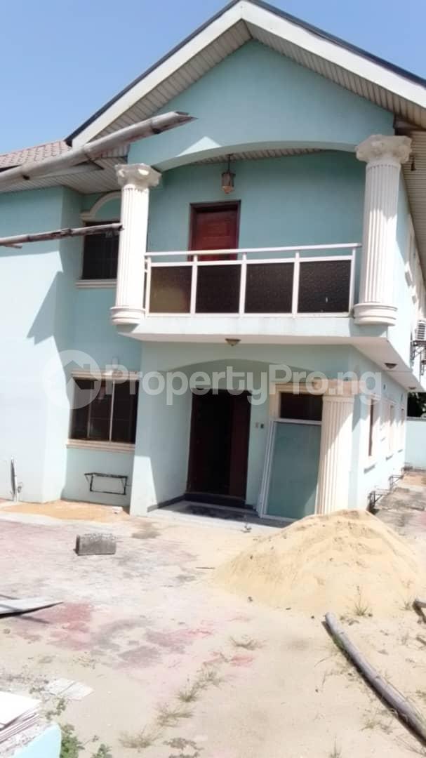 4 bedroom House for rent Opposite Emerald Estate Mobil Road Ilaje Ajah Lagos