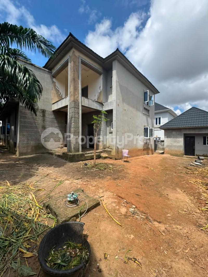 4 bedroom House for sale An Estate In Pyakasa Road Lugbe Abuja