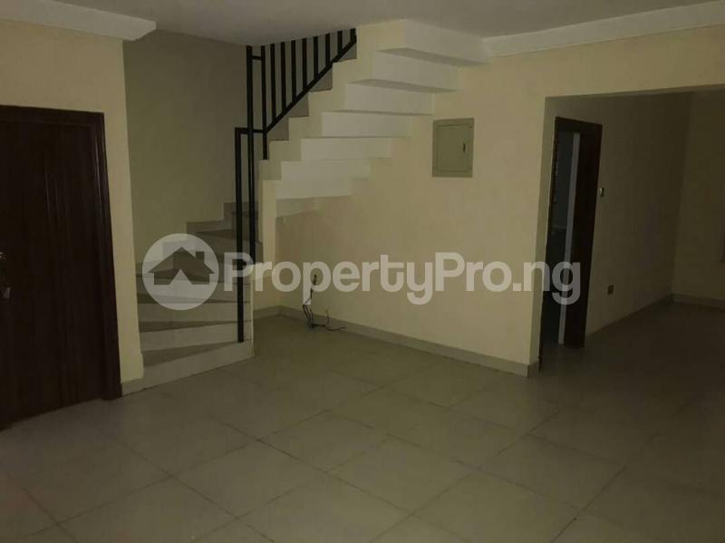 4 bedroom House for rent Alagomeji Yaba Lagos