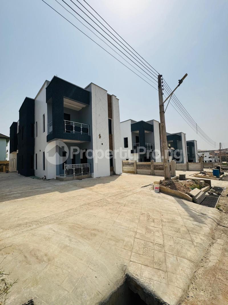 4 bedroom House for sale Lere Adigun Gra Basorun Ibadan Oyo - 0