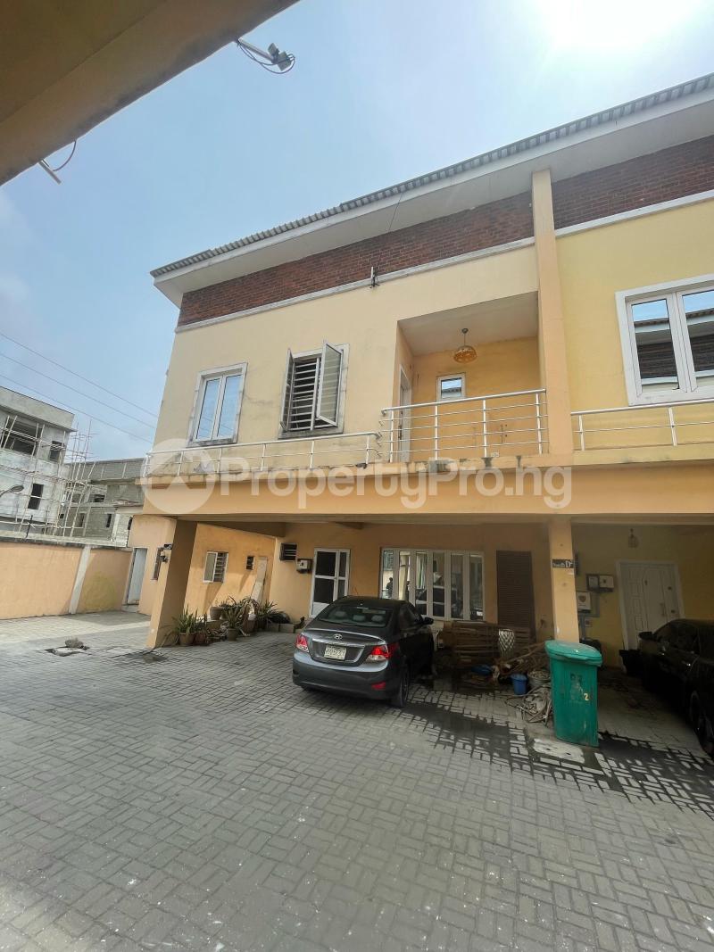 4 bedroom House for sale Orchid Lekki Lagos