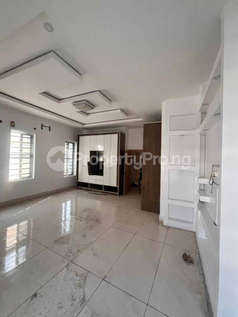 4 bedroom House for rent Thomas estate Ajah Lagos