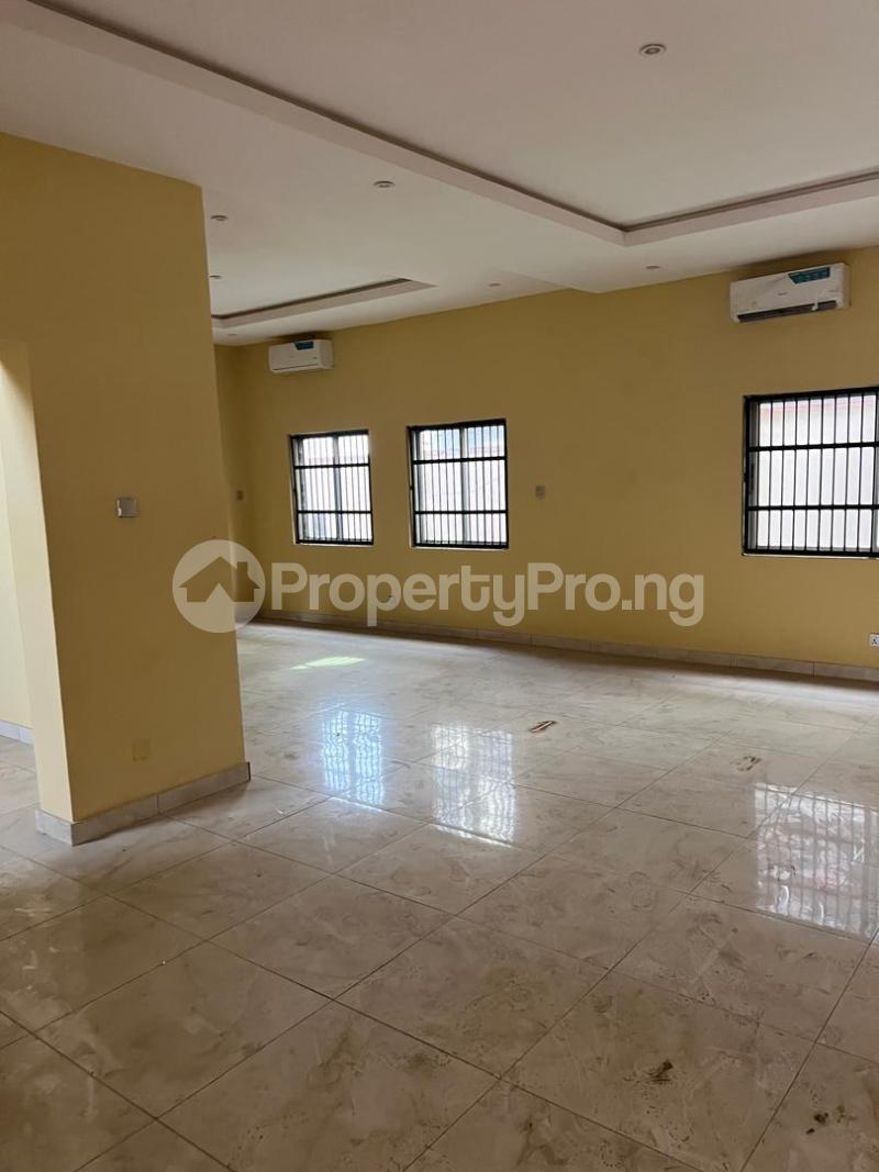 4 bedroom House for rent Opebi Ikeja Lagos