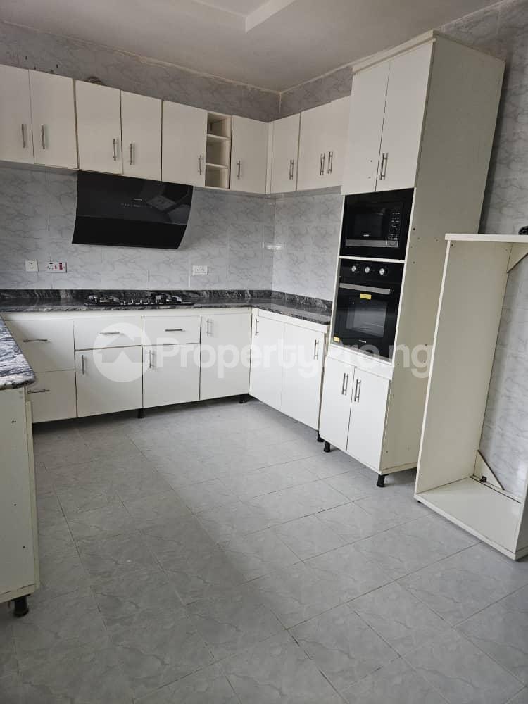 4 bedroom House for rent Airport Road, Jabi Abuja