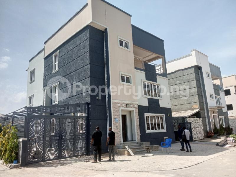 4 bedroom House for rent Near Cedar Crest Hospital, Apo Dutse Apo Abuja