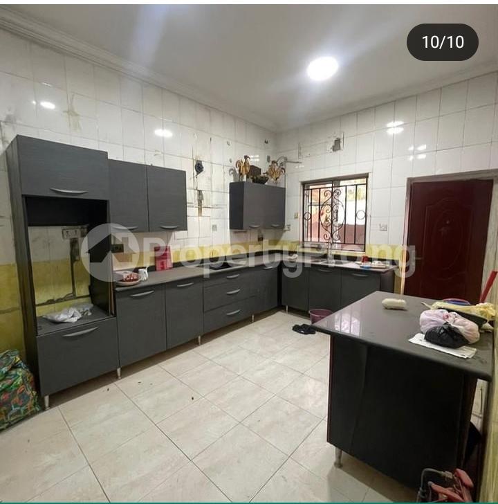 4 bedroom House for sale Lekki Lagos