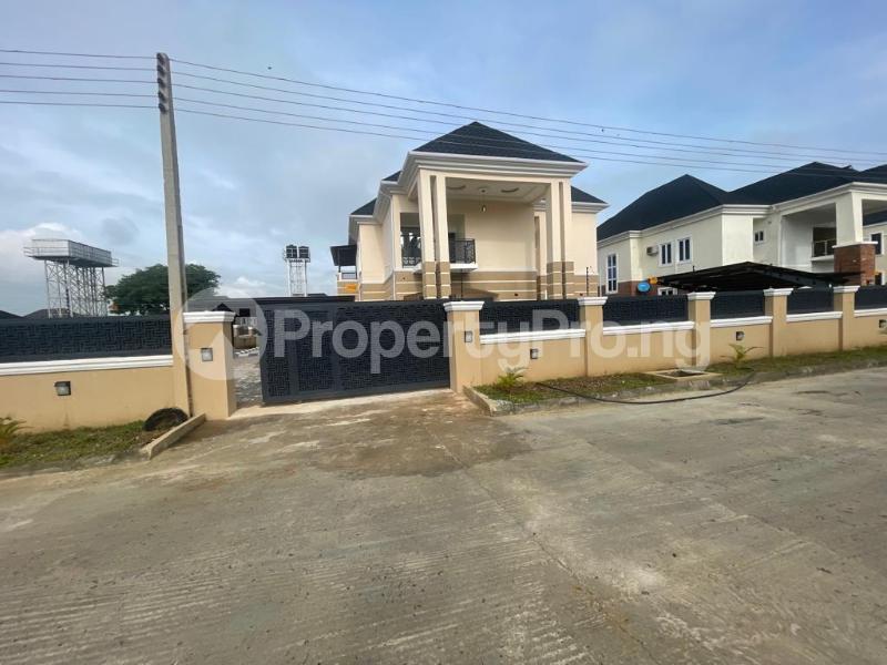 4 bedroom House for sale Von Road, Airport Road, Lugbe, Abuja Lugbe Abuja