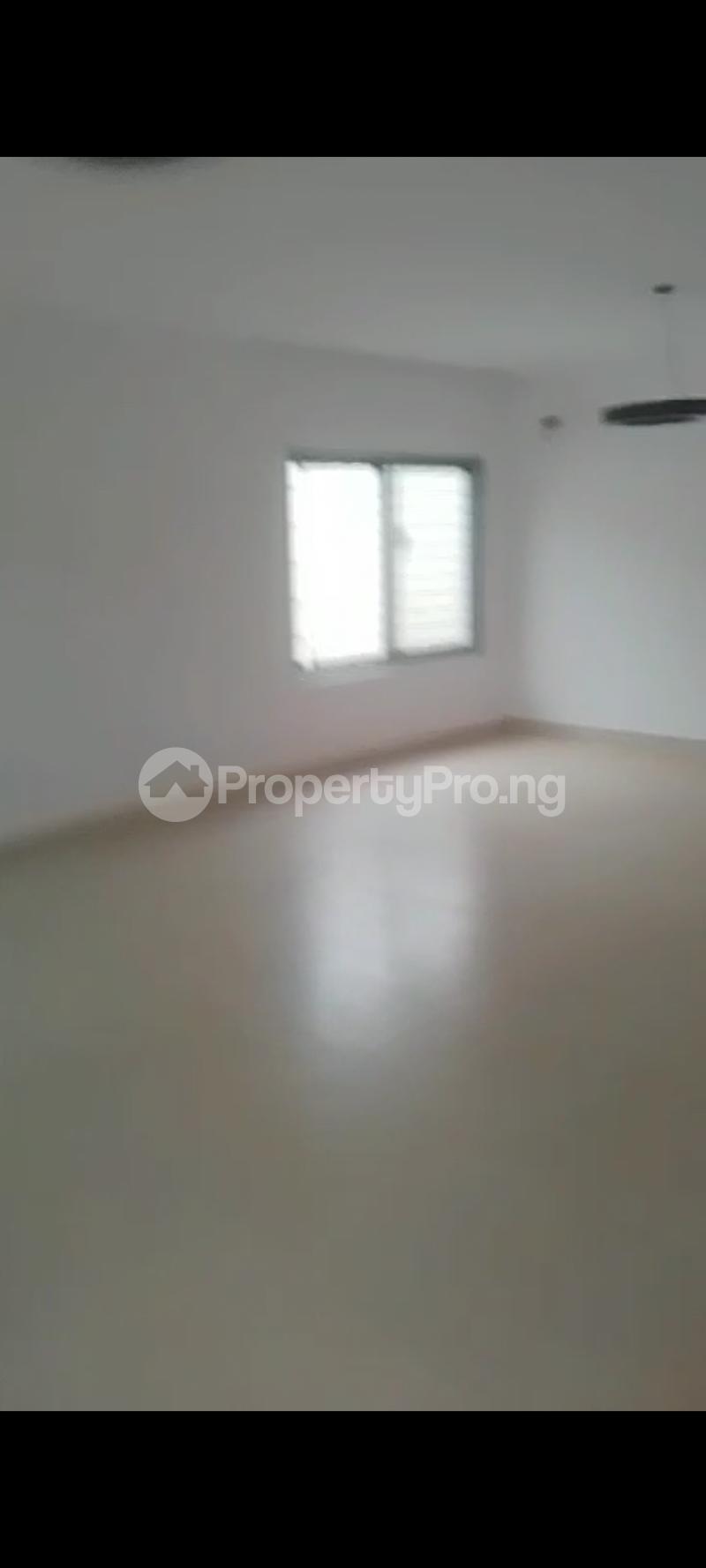 4 bedroom House for rent Sura Mogaji Coker Road Ilupeju Lagos