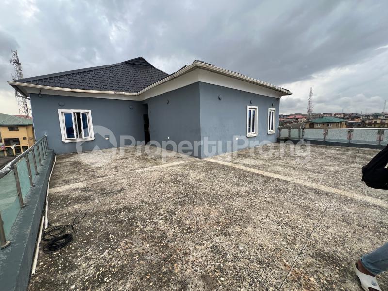 4 bedroom Flat / Apartment for rent  Ajayi road Ogba Lagos