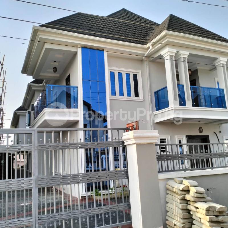 4 bedroom House for rent Diamond Estate Monastery road Sangotedo Lagos