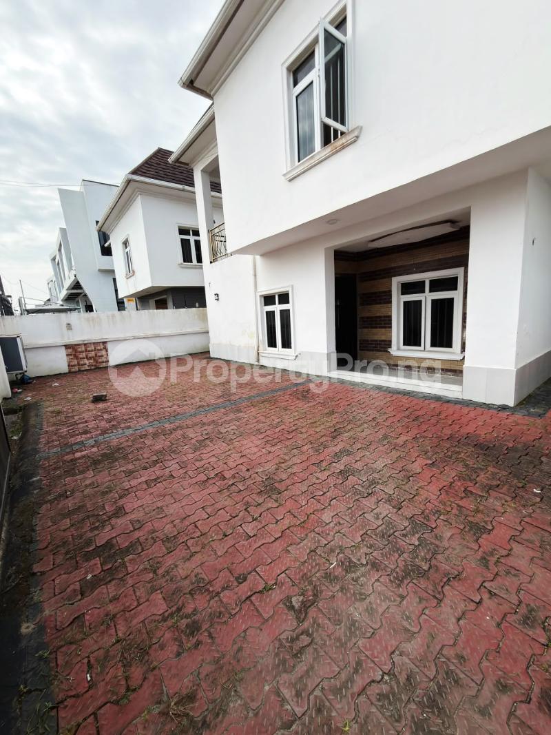 4 bedroom House for rent Ajah Lagos