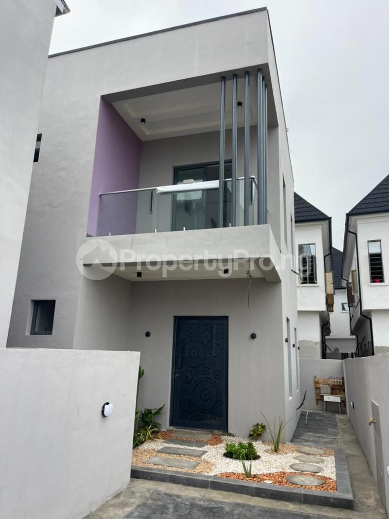 4 bedroom House for sale Monastery road Sangotedo Lagos