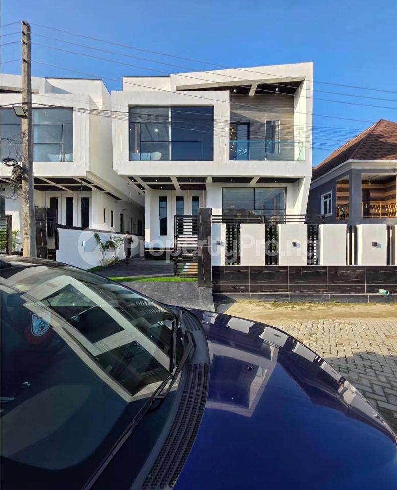 4 bedroom House for sale Ado Ajah Lagos