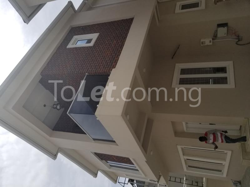 4 bedroom House for rent Orchid Road Lekki Lagos