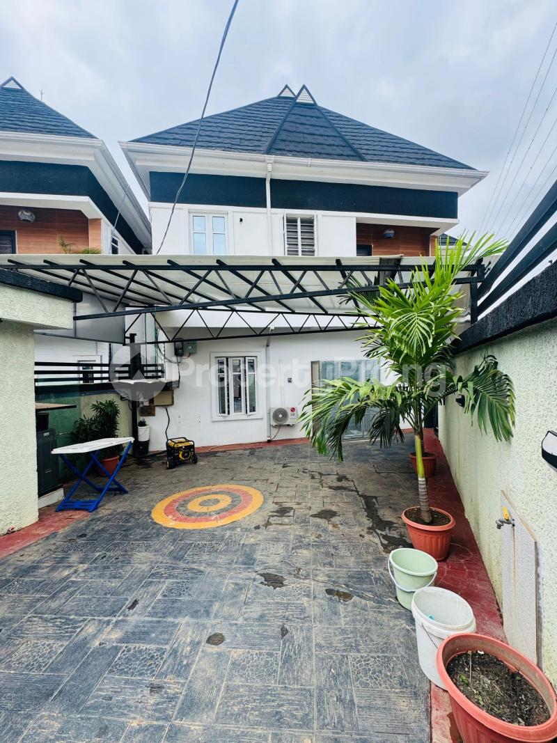 4 bedroom House for sale Ogba Lagos