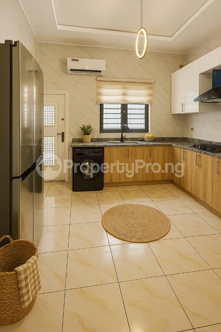 4 bedroom House for shortlet Ocean Harbor Estate Orchid Lekki Lagos