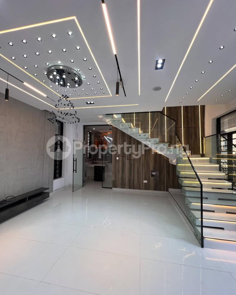 4 bedroom House for rent Ikota Lekki Lagos