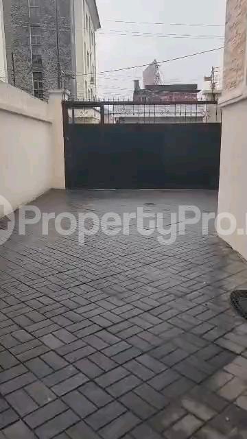 4 bedroom Flat / Apartment for rent Alagomeji Alagomeji Yaba Lagos