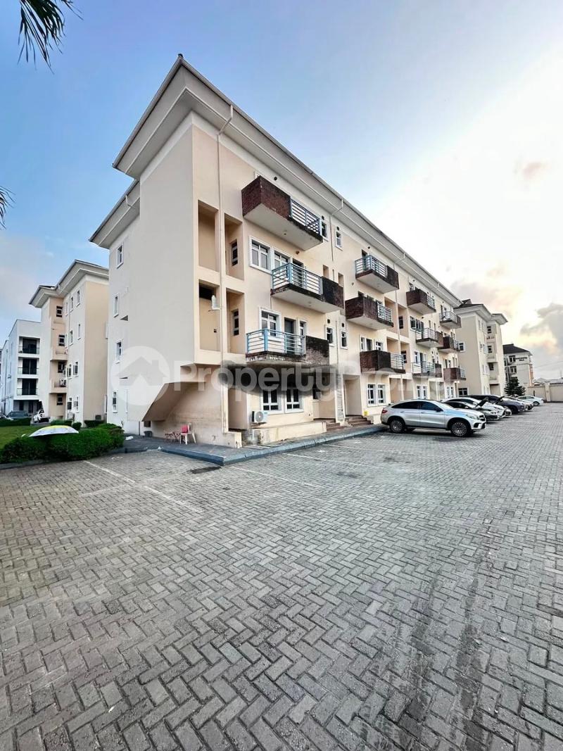 4 bedroom House for rent Ologolo Lekki Lagos