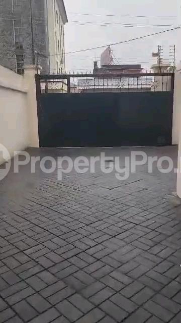 4 bedroom Flat / Apartment for rent Alagomeji Alagomeji Yaba Lagos