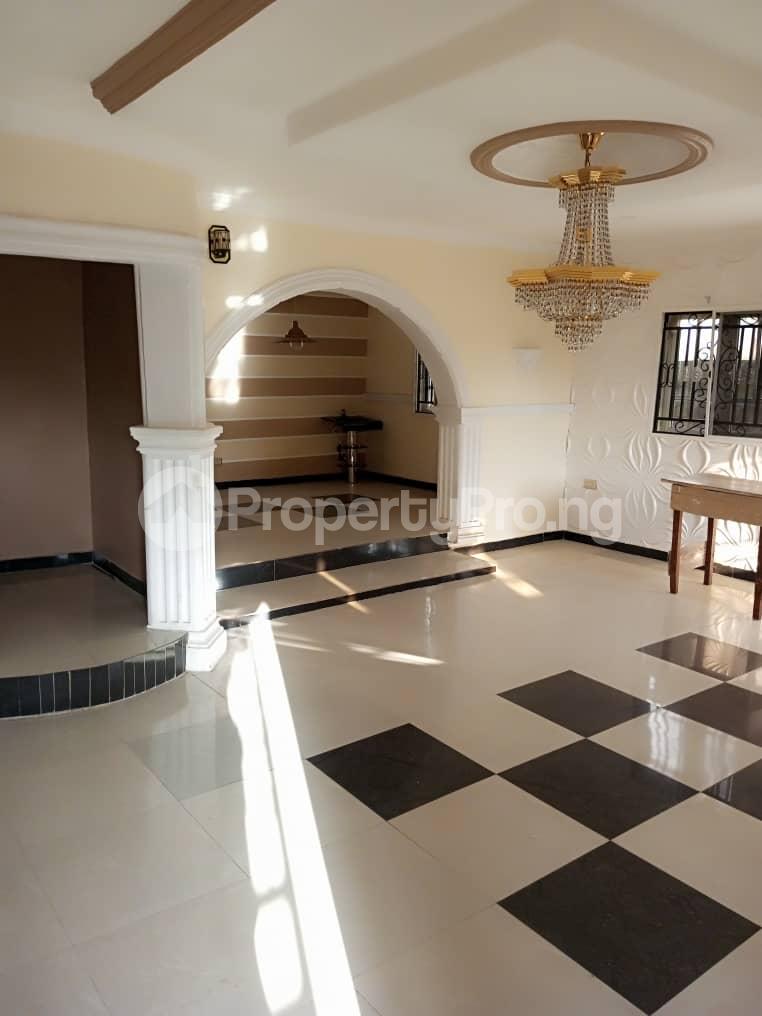 4 bedroom Flat / Apartment for rent Arowolo Off Ashipa Road, Tipper Garage Akala Express Ibadan Oyo