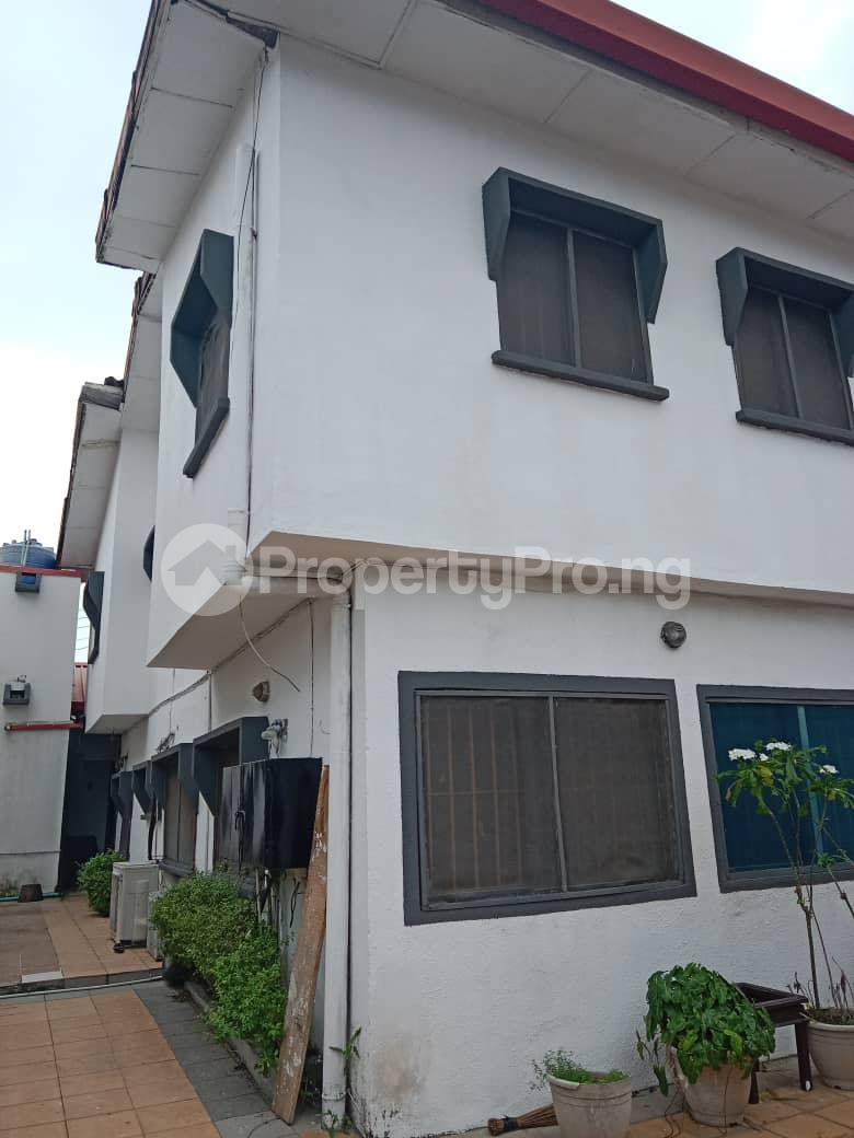 4 bedroom House for rent Phase 1, Lekki Lagos