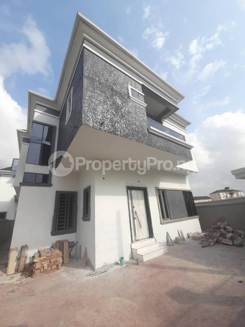 4 bedroom House for sale Lekki Lagos