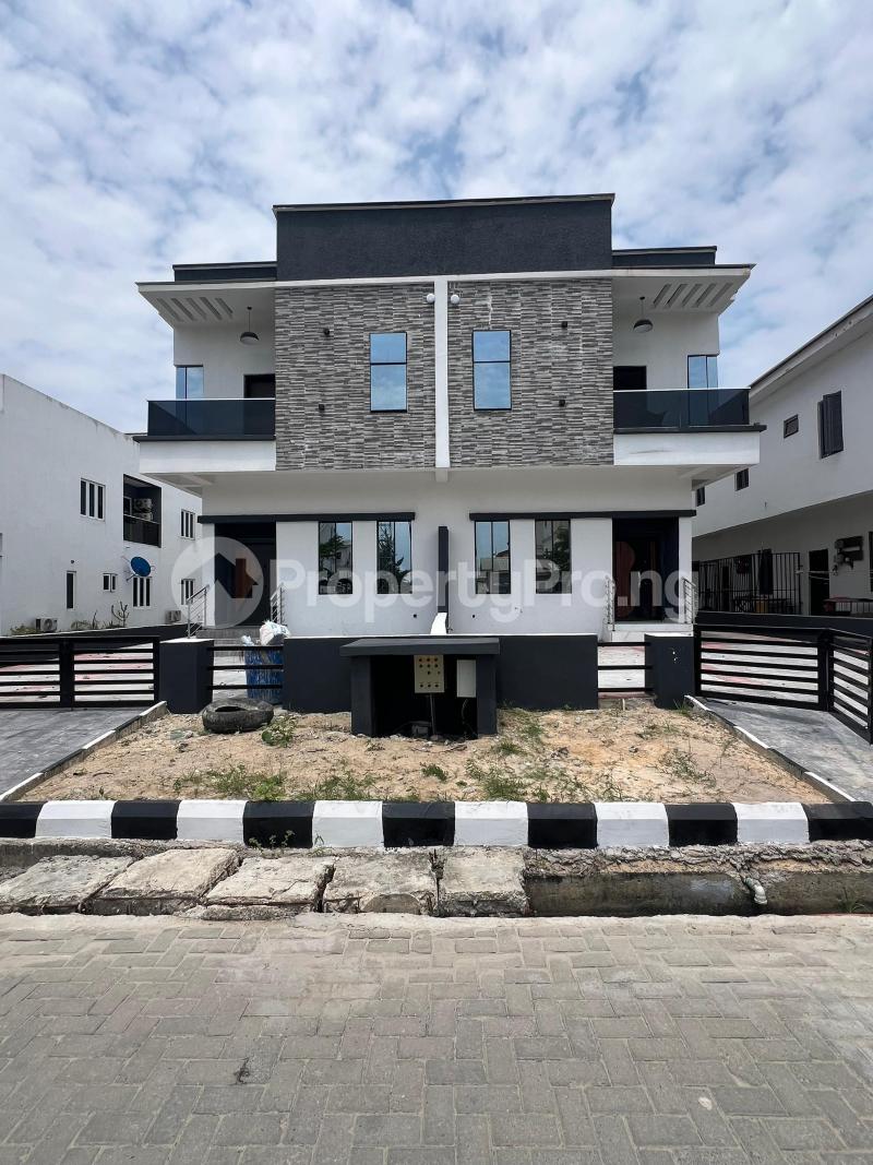 4 bedroom House for sale Orchid Road Along Lekki Expressway Lekki Lagos