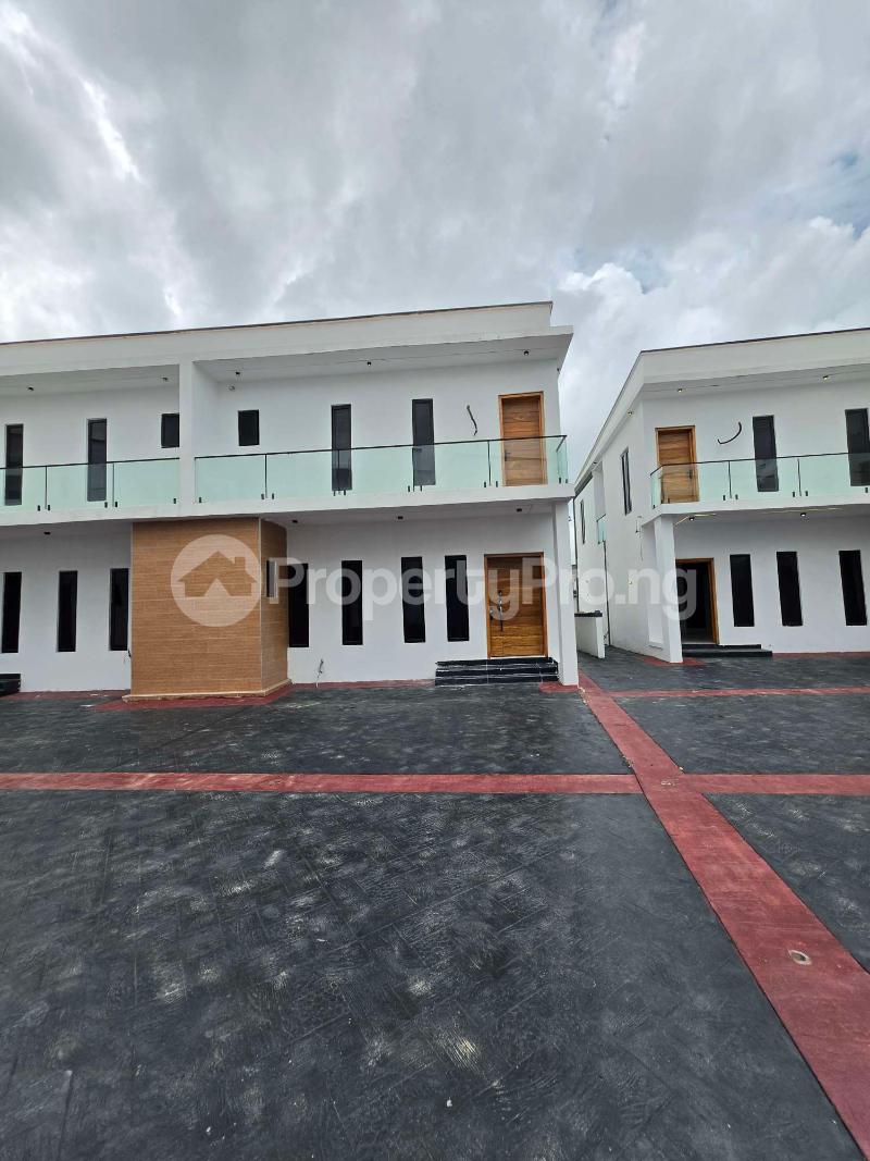 4 bedroom House for sale Thomas estate Ajah Lagos