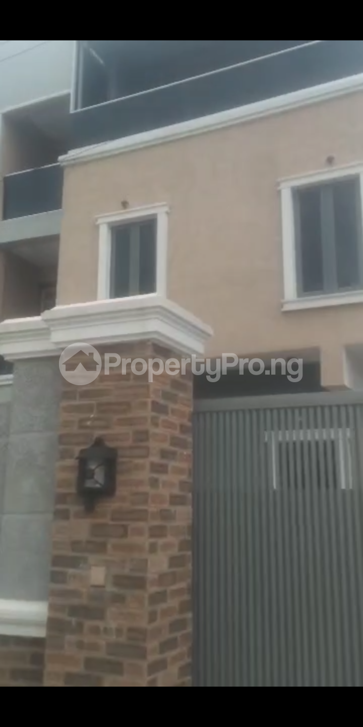 4 bedroom House for sale In Estate, Omole Phase1 Ikeja Lagos